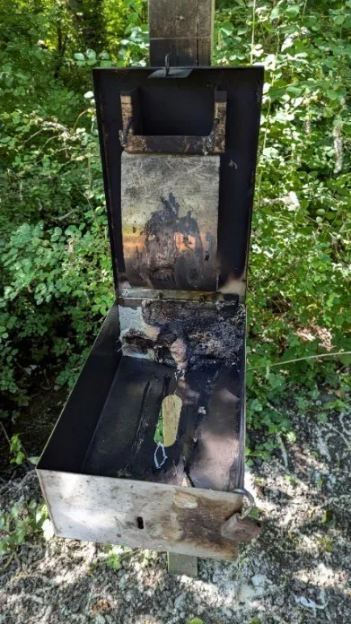 Burnt doggy bag dispenser
