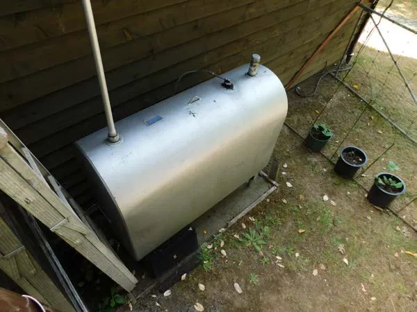 Heating oil AST adjacent to the west wall of Site Building A.