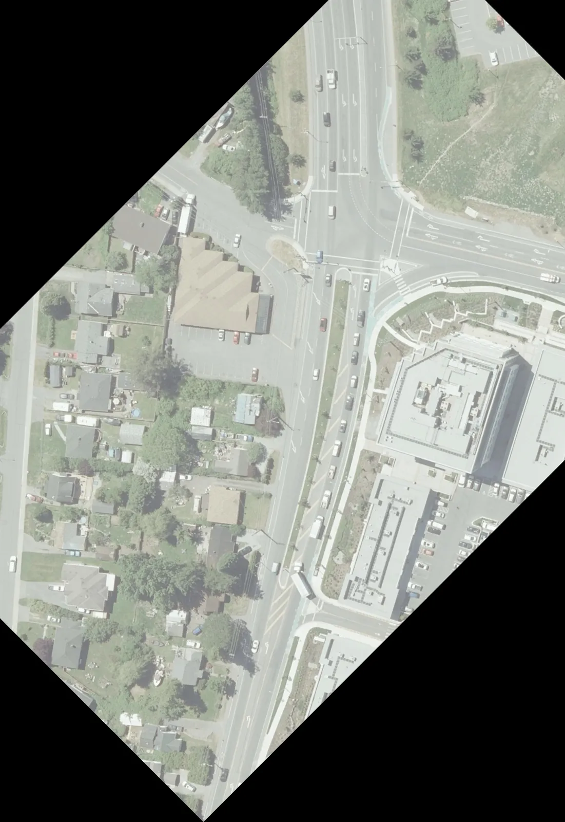 Aerial map segment showing lane markings and traffic at the intersection