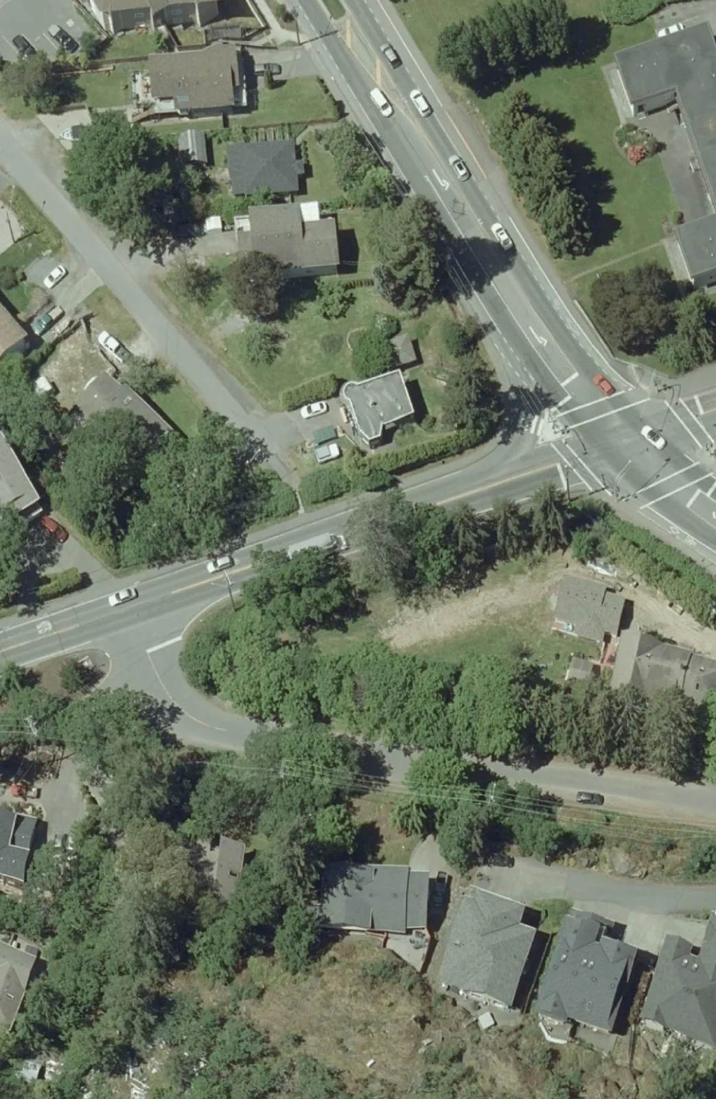 Aerial map segment of residential neighborhood adjacent to Burnside Road