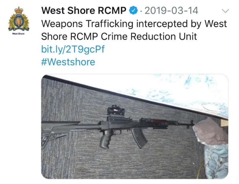 Tweet from Nov 5, 2019, regarding a brandished energy weapon during a Facebook Marketplace sale