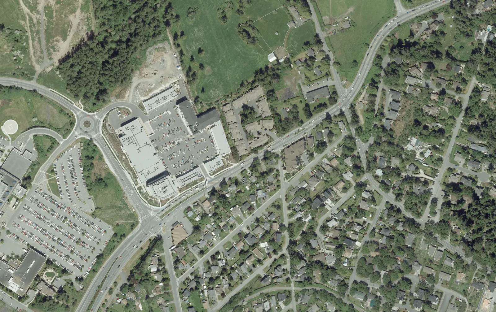 Aerial photograph of the development site and surrounding road network