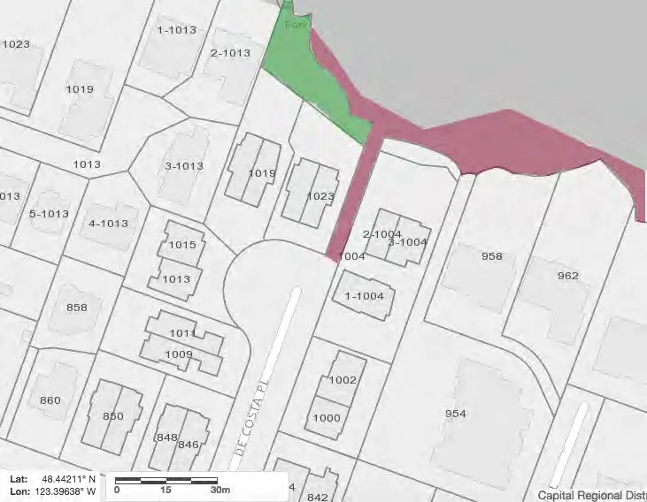 CRD map showing the end of De Costa Place with park and municipal land shading