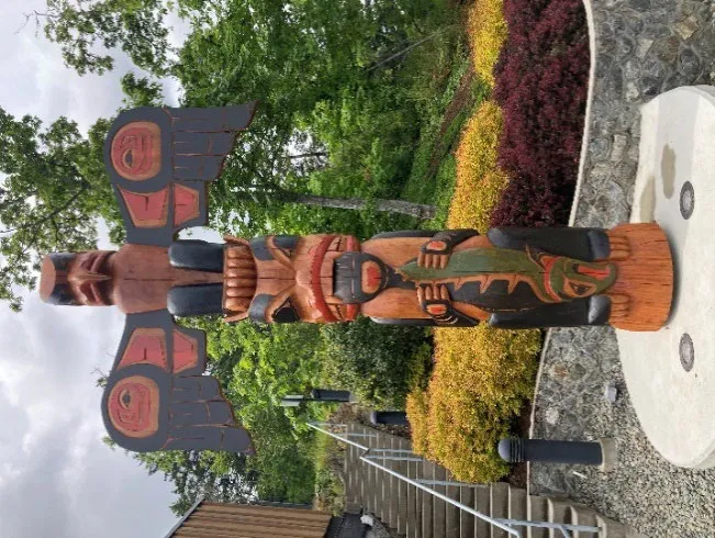 Totem pole at the Public Safety Building during the day