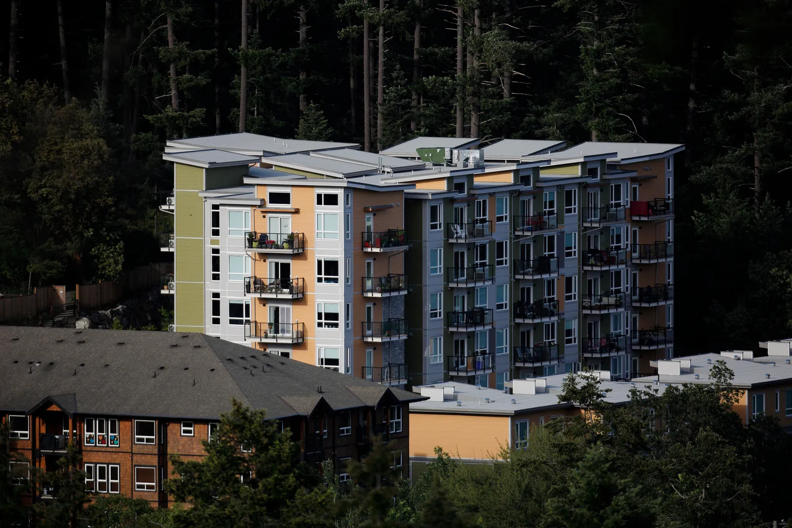 Multi-story modern residential apartment building
