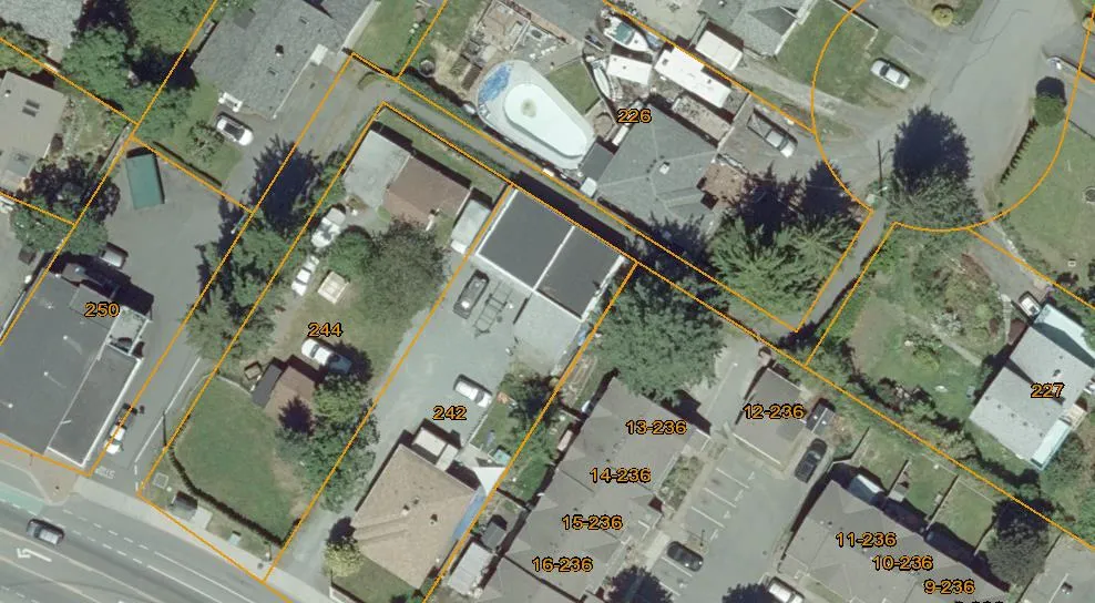 Aerial map showing the subject property and an existing pedestrian connection pathway between Island Highway and Suzanne Place.