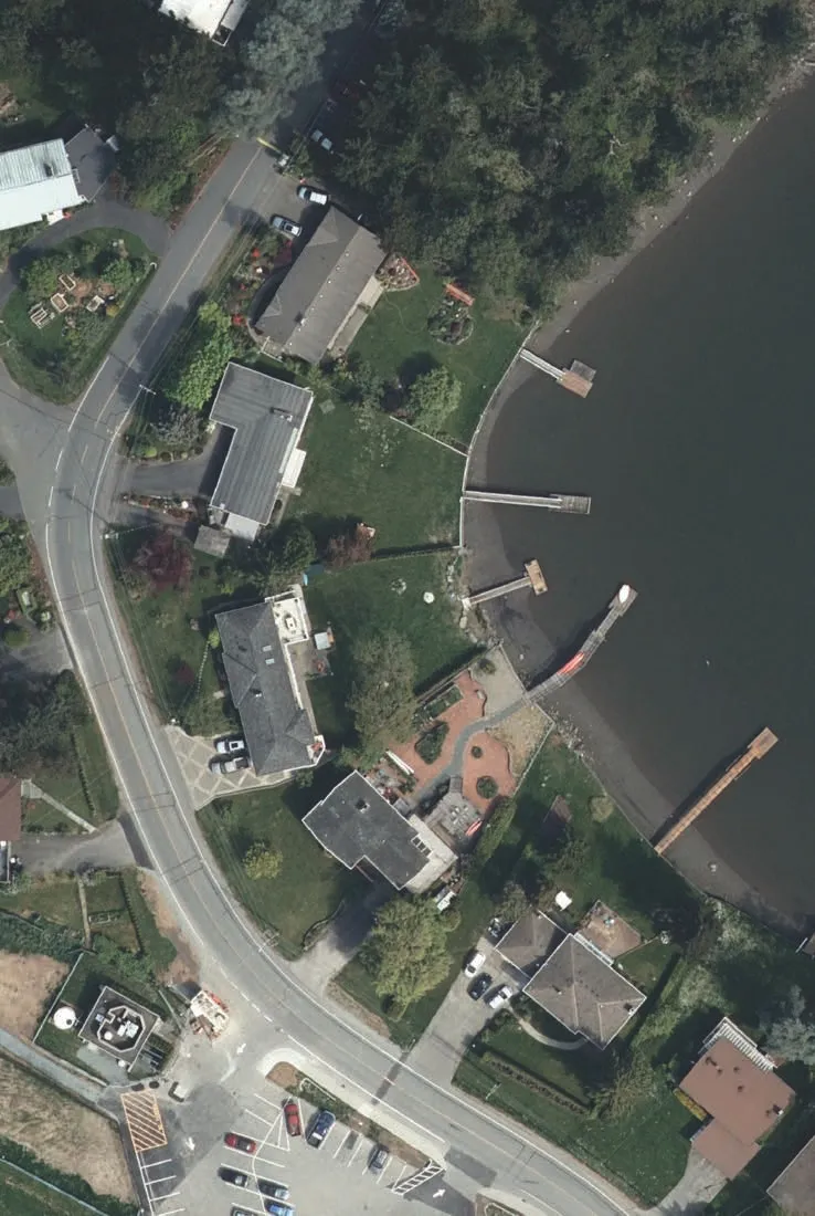 Aerial view of the shoreline and Craigowan Road residential area