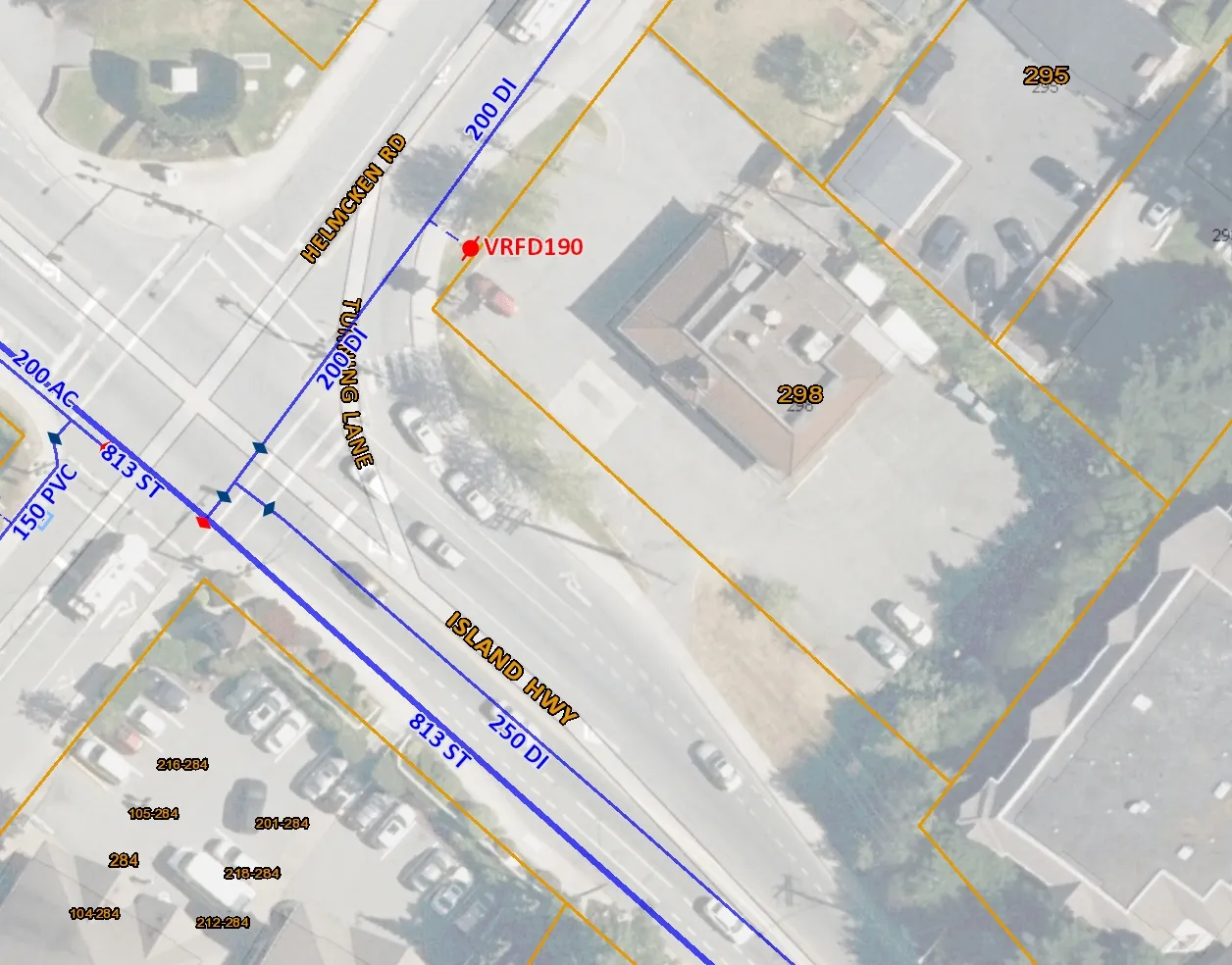 Aerial GIS map view of the property at 298 Island Highway showing water infrastructure lines including Main No. 2 (813 ST) and nearby hydrant VRFD190.