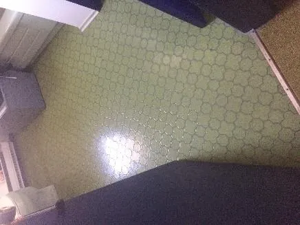Unit 10 – Bathroom Sheet Vinyl Flooring