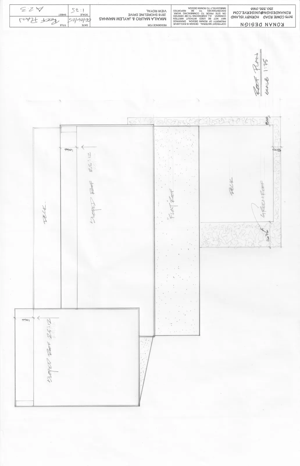 Roof plan showing the configuration of sloped, flat, and green roof sections.