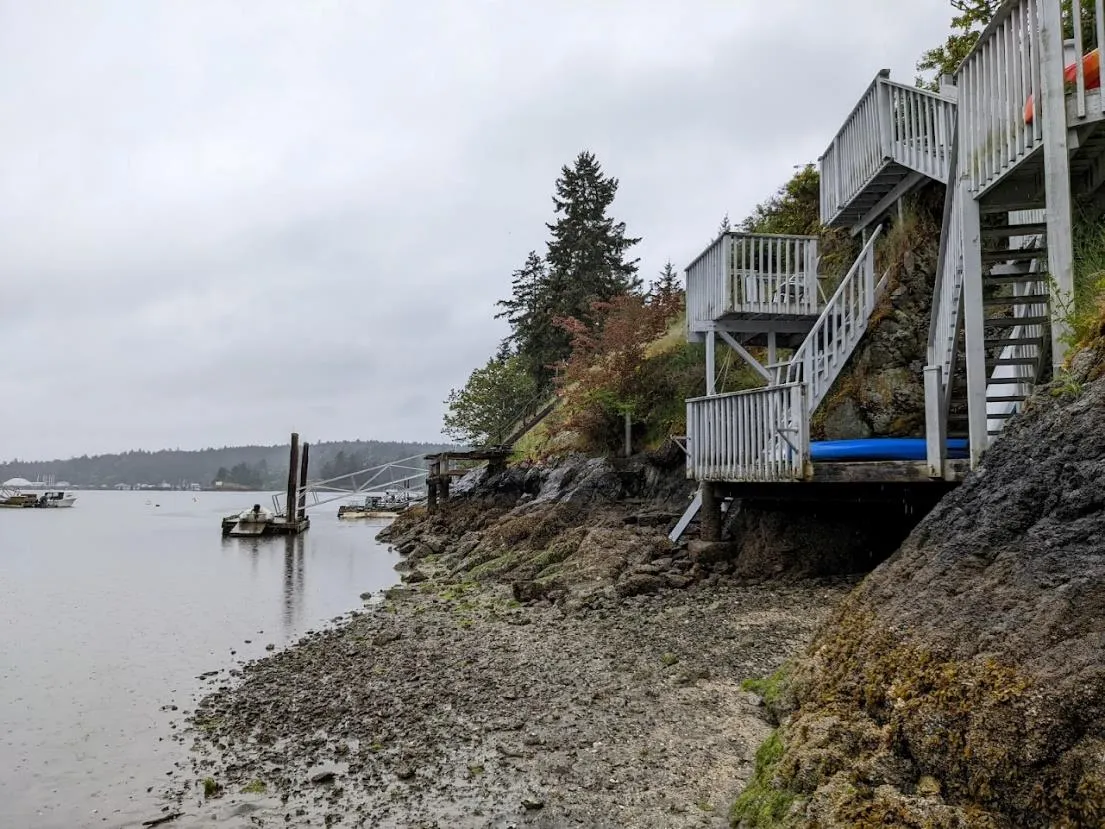Photo 1. View of Project Site with current stairs and landings (facing south).