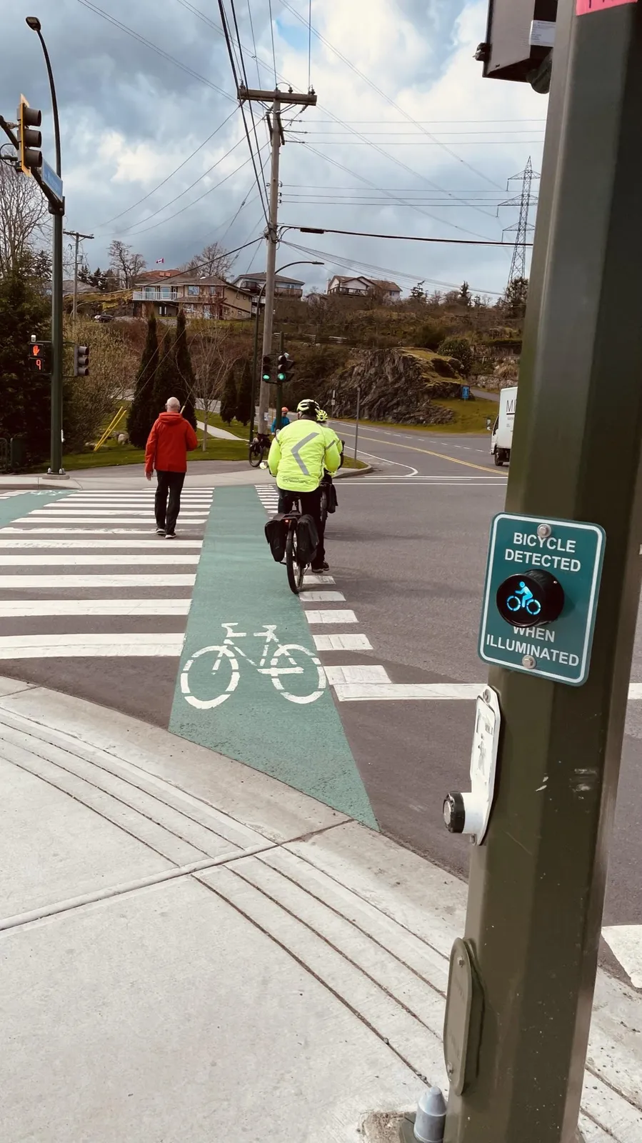 Bicycle detection signal photo
