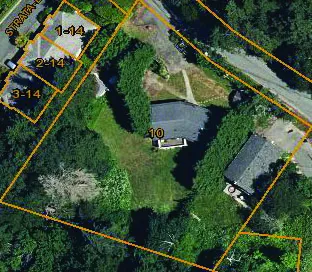 Location Plan showing the project site at 8 & 10 Erskine Lane within its neighborhood context, with property lines outlined in orange.