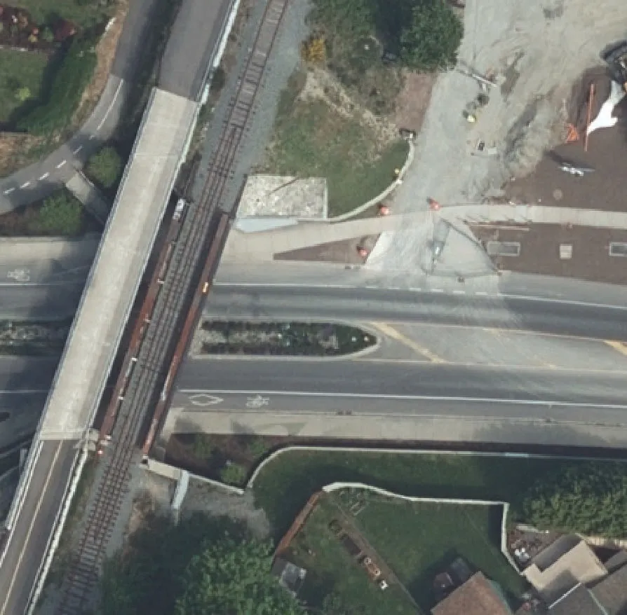 Aerial view of existing street conditions for Shoreline Drive and Island Highway intersection.