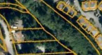 Detail view of residential cul-de-sac northwest of the development site.