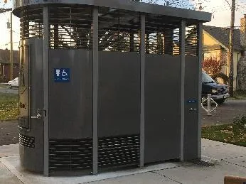 Portland Loo, Esquimalt